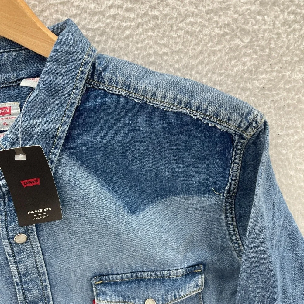Levis Shirt Mens M Blue Western Denim Pearl Snap Yoke Cowboy Ranch Distressed
